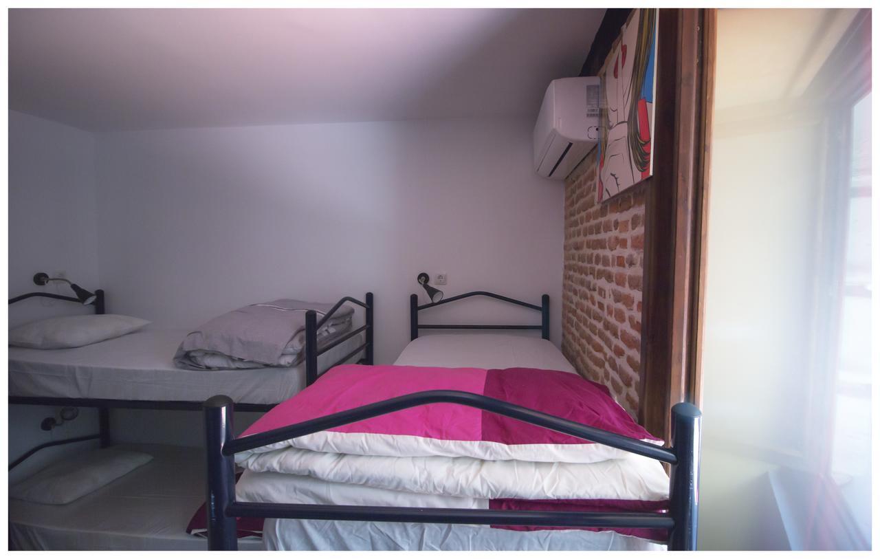 I Love Hostel *